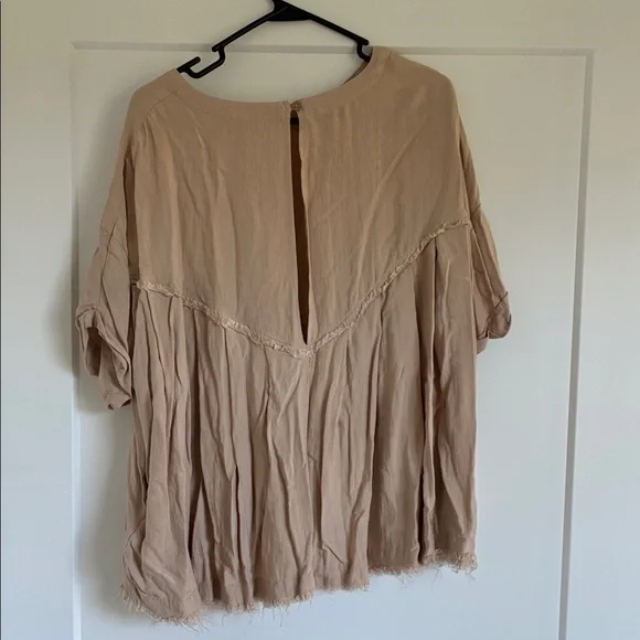 Oli & Hali Beige Blouse with Frayed Hem - Picture 2 of 2